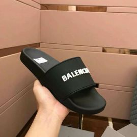 Picture of Balenciaga Slippers _SKU131062820151937